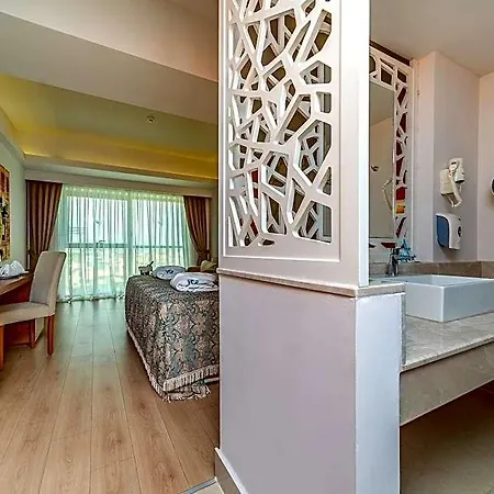 فندق Armas Life Belek Serik