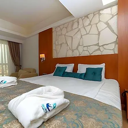 Armas Life Belek 5*