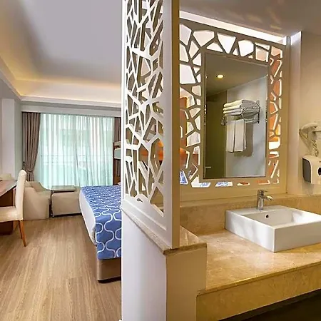 Armas Life Belek 5* Serik